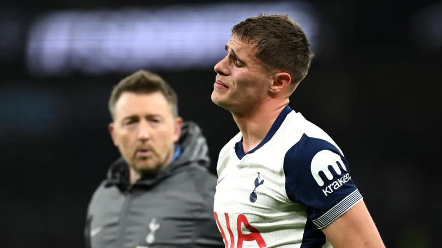 Micky van de Ven Out Until After International Break, Confirms Tottenham’s Postecoglou