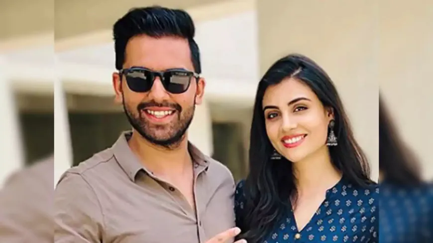 Deepak Chahar Makes Mumbai Indians Debut Creates Social Media Frenzy