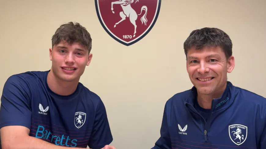 Corey Flintoff Signs Two-Year Rookie Contract with Kent