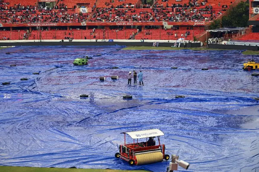 SRH Playoff Chances in IPL 2025 are Dashed after Rain Affected Match against DC