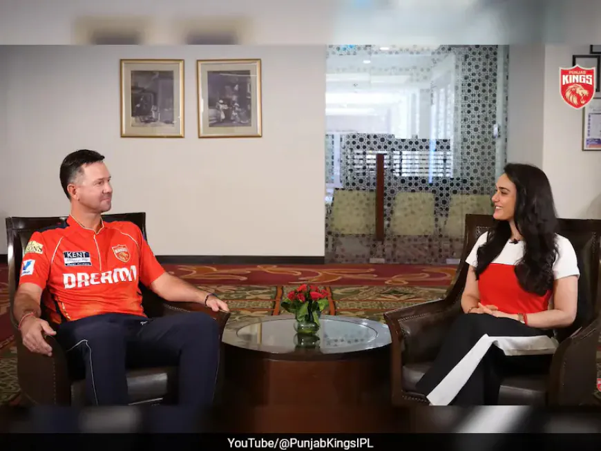 Ricky Ponting's Dugout Confession Honest Leaves Preity Zinta in Amused Mood