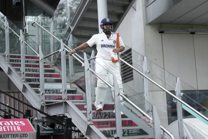 Rishabh Pant's Gutsy Half-Century With Broken Toe Wins Hearts